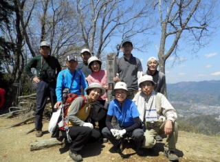 高柄山山頂にて