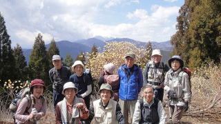 ミツバ岳山頂