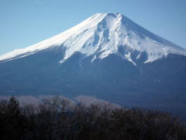 都合により参加できなかったＴさん、Ｋさんのお二人にもせめて見せてやりたかった富士山です。